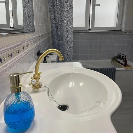 Vut Rincon 21 * Ávila